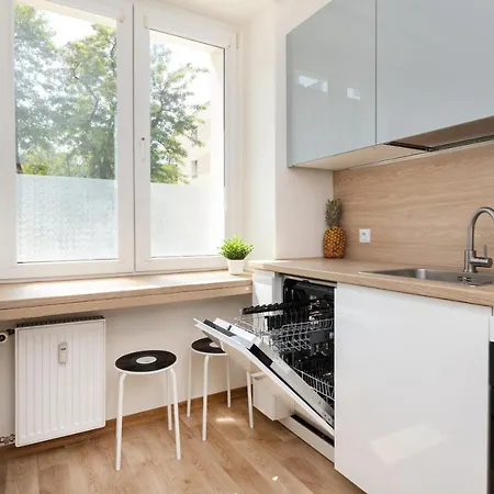 Apartament Bright & Comfy Komandorska By Renters