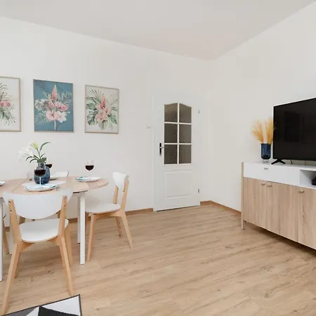 Bright & Comfy Komandorska By Renters Apartament Gdynia